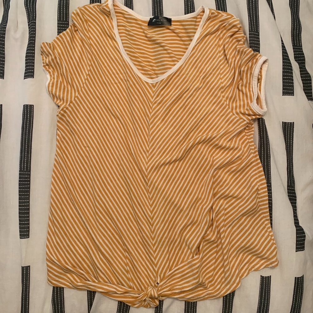 Forina x-large yellow teens shirt
